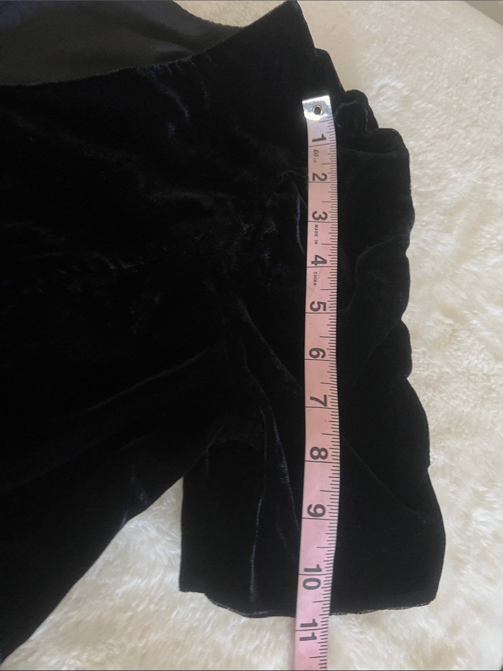 Talbots woman’s Black Velvet V-Neck velvet Midi Dress with Puff Sleeves size 8 - Picture 15 of 17